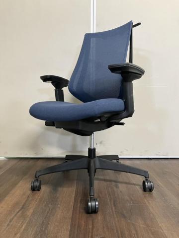 【中古】デュオラ メッシュ CO8S-20M-BKT7T71 コクヨ（KOKUYO） 肘付ハイバックチェア