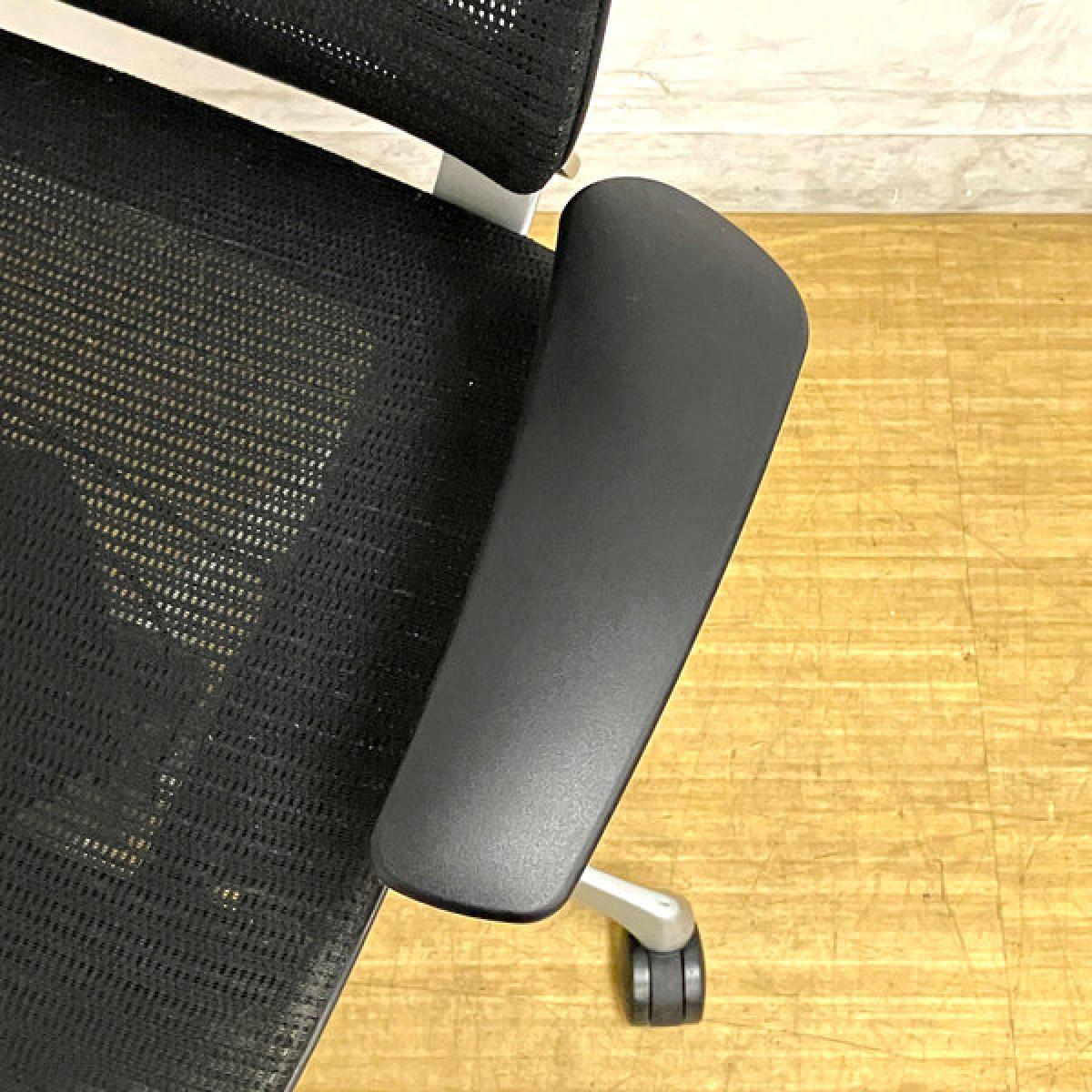 中古】バロンメッシュチェア オカムラ/okamura 肘付ハイバックチェア 