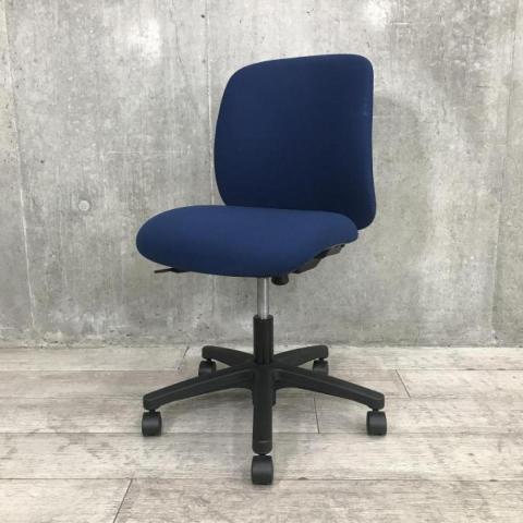 【中古】ボニートチェア  イトーキ（ITOKI） 肘無ローバックチェア