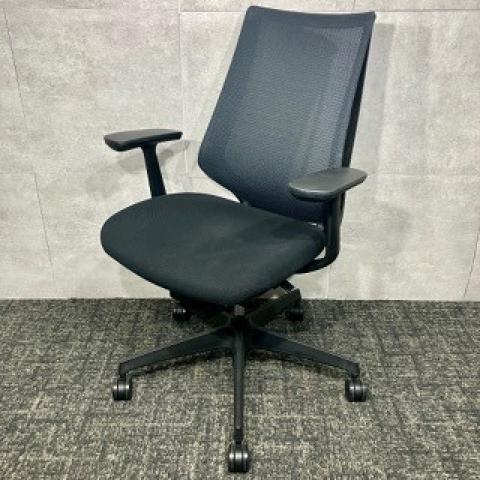 【中古】デュオラ メッシュ CRSG3000E6N コクヨ（KOKUYO） 肘付ハイバックチェア