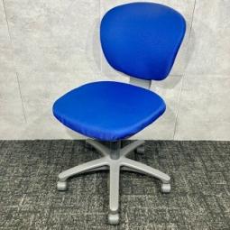 【コスパ抜群チェア！無駄のないデザインが人気！】コクヨ　レグノ2　肘無し　ローバック　ブルー　中古　《オフィスバスターズ福岡博多店は、福岡を拠点として、日本全国へ中古オフィス用品・オフィス家具を提供しております》