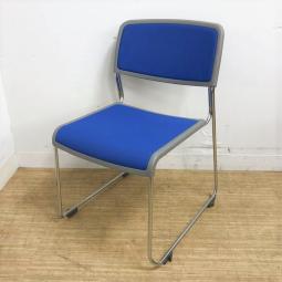 【ロット入荷！】【重ねて収納可能！スペースの削減に有効なスタッキングチェア！】■コクヨ（KOKUYO）製　CK-890シリーズ　スタッキングチェア　ミーティングチェア　■キャスターなし　■ブルー×グレーシェル　おつとめ品【T5】