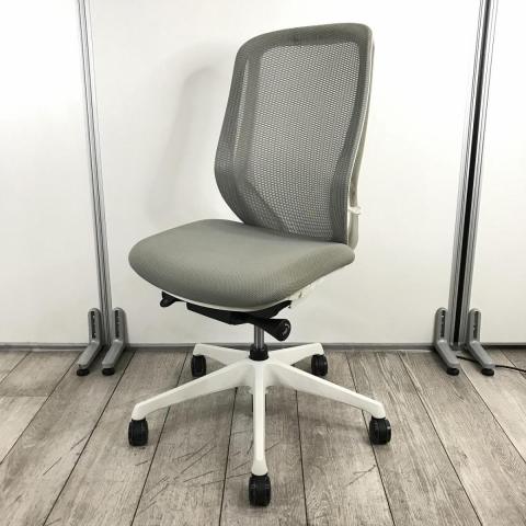 【中古】シルフィーメッシュ C685XZ FMR3 オカムラ（okamura） 肘付ハイバックチェア