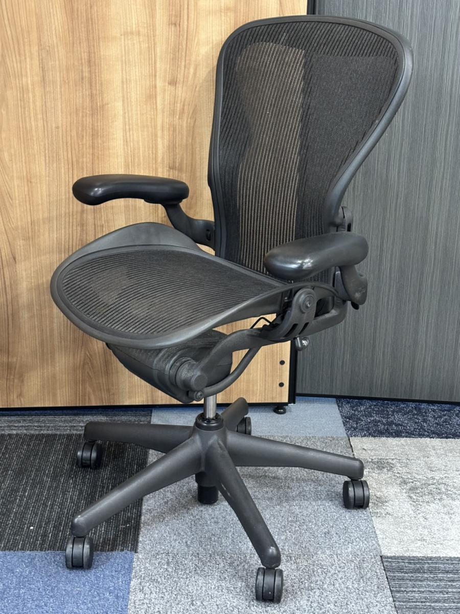 中古】アーロンチェア Herman Miller/ハーマンミラー 肘付ハイバック