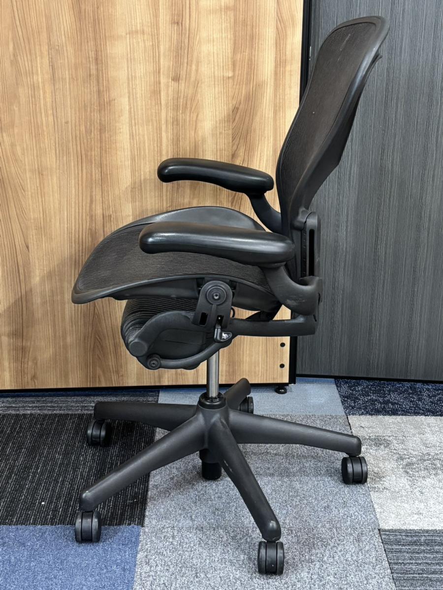 [送料込み]ハーマンミラーアーロンチェア(肘付ハイバックチェア) 中古】アーロンチェア Herman Miller/ハーマンミラー 肘付ハイバック