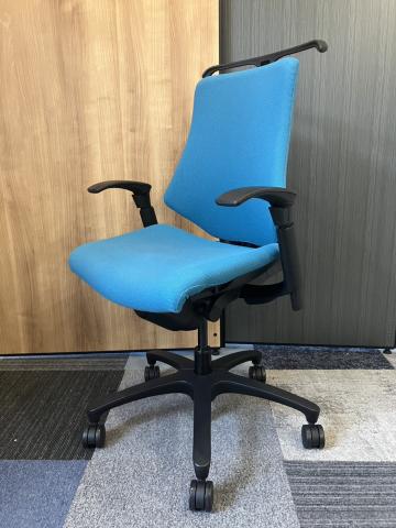【中古】エフクロス KF-340GSH-T1A3 イトーキ（ITOKI） 肘付ハイバックチェア