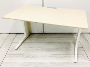 【上質でスタイリッシュなデザイン！】■オカムラ製　平デスク　W1400mm　天板ナチュラル木目　ホワイト脚　【Okamura　Pro Unit】