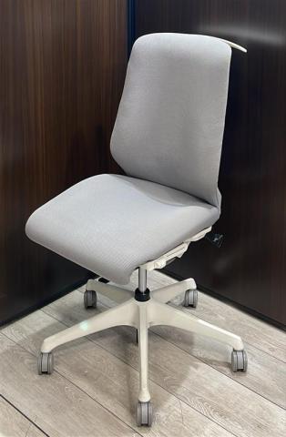 【中古】スフィア  オカムラ（okamura） 肘無ハイバックチェア