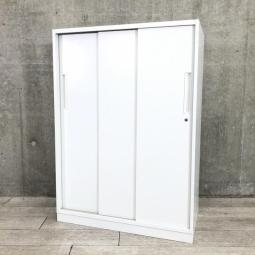 収納量抜群の引違書庫が入荷！高さ1260mmと若干大きいため通常の書庫サイズでは足りないお客様におすすめ！
■内田洋行/HS/ホワイト