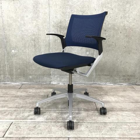 【中古】モノンチェア KLD266JP-Z5T1B2 イトーキ（ITOKI） 肘付ローバックチェア