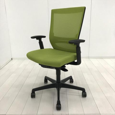 【中古】エスクードメッシュ C498ZS-FHB6 オカムラ（okamura） 肘付ハイバックチェア