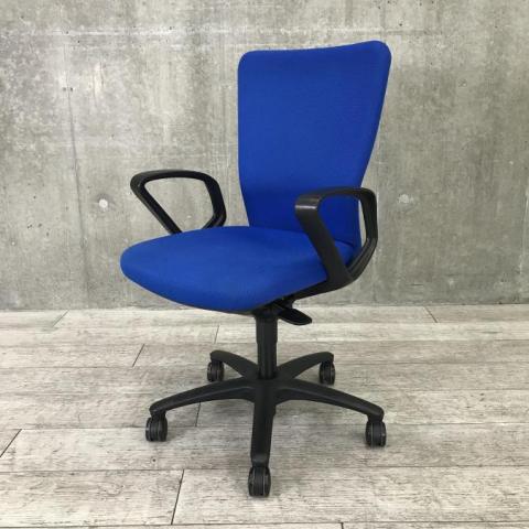【中古】カロッツァチェア  オカムラ（okamura） 肘付ハイバックチェア