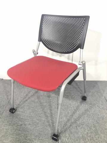 【中古】プロスタック  オカムラ（okamura） スタッキングチェア