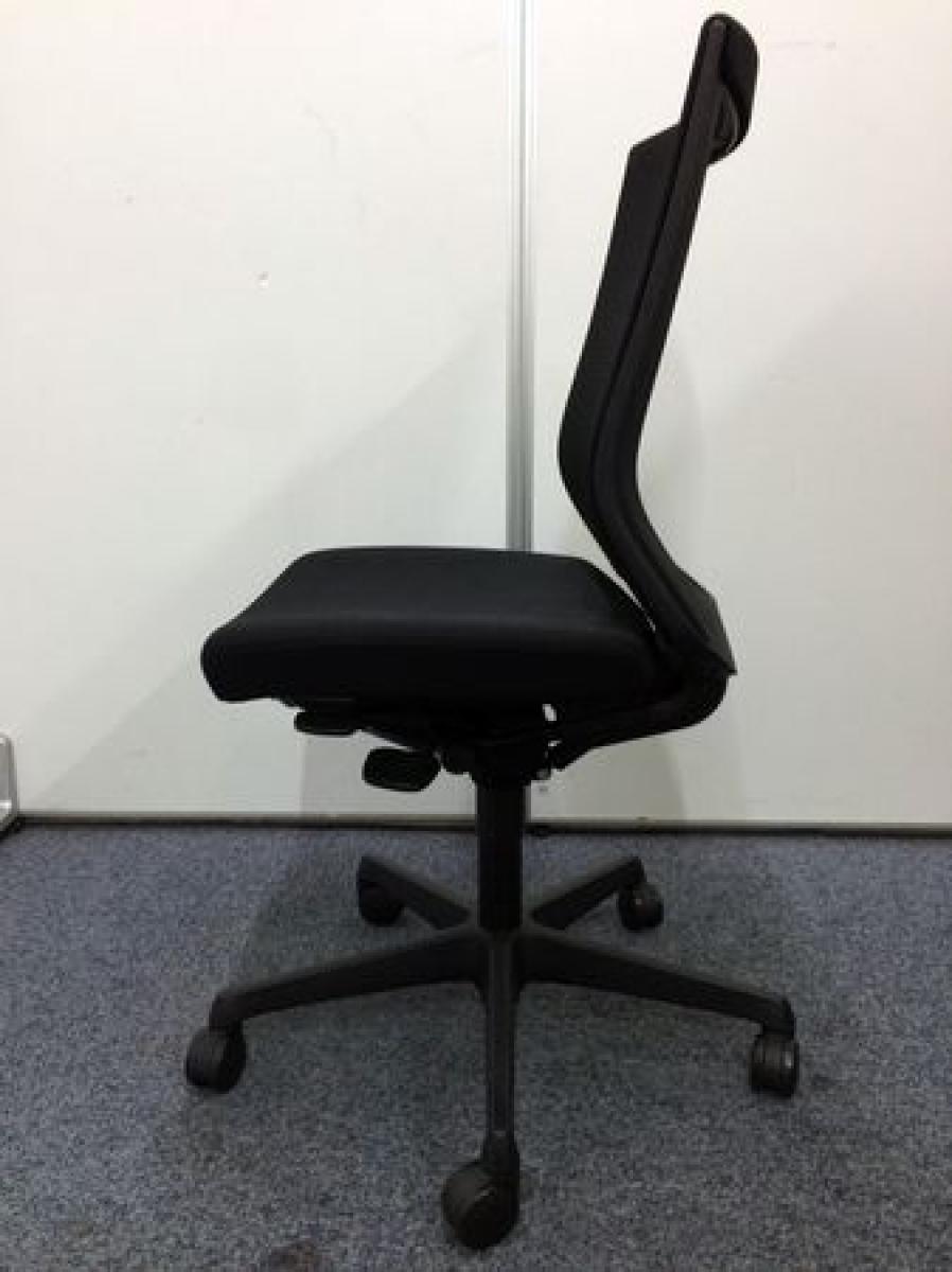 中古】エスクード オカムラ/okamura 肘無ローバックチェア 591477 