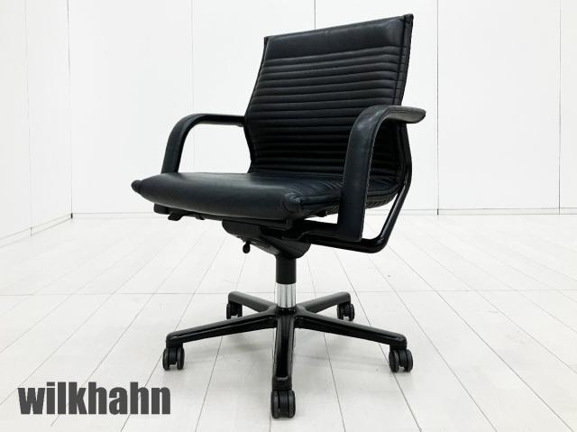 【中古】その他シリーズ  Wilkhahn（ウィルクハーン） 肘付ローバックチェア