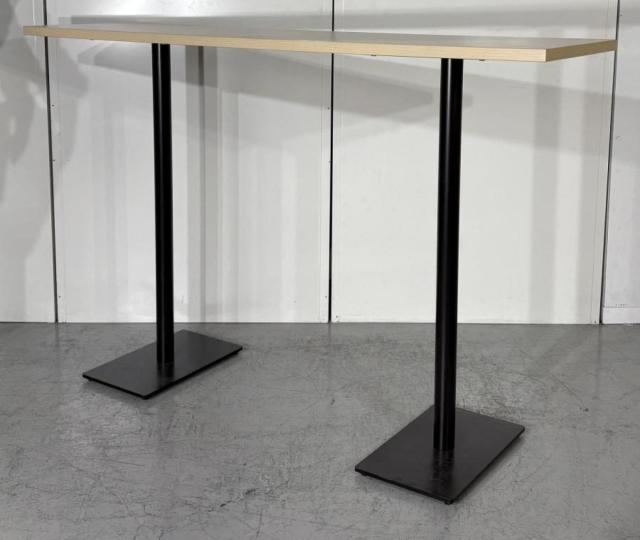 【中古】ニュート  ウチダ（UCHIDA) ハイテーブル
