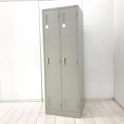 【急な増員にもお勧めの2人用ロッカー！持ち物管理の必需品！】■プラス（PLUS）製　2人用ロッカー　更衣用ロッカー　W610×D515㎜　■シリンダー錠　■ライトグレー　【弊社使用欄：A01069184】【SH】