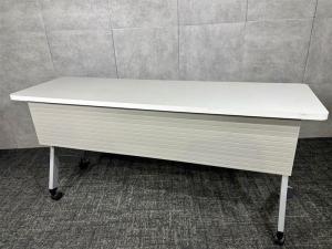 【福岡倉庫在庫品】意外と広い横幅1500ｍｍ（奥行450ｍｍ）Platte（プラッテ）テーブル※天板ホワイト色仕様◆内田洋行製　＊良品を格安で！「オフィスバスターズ福岡南店」は、福岡を拠点として、全国へ中古オフィス用品・オフィス家具を提供しております