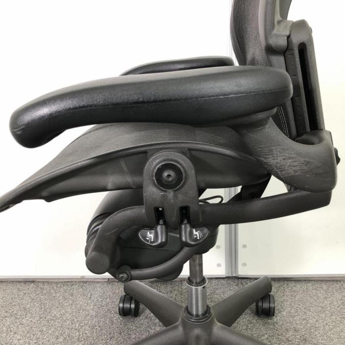 中古】アーロンチェア Herman Miller/ハーマンミラー 肘付ハイバック