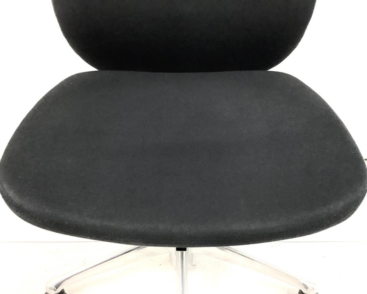 【マササンズ】オカムラ　ゼファーチェア　クッションタイプ 中古】ゼファー（クッション） CY95ZR FES0 オカムラ/okamura 肘無