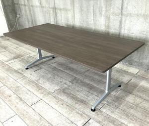 【知的空間をスタイリッシュに彩ります！】■コクヨ製　会議用テーブル　W2100×D1000×H720mm　Ｔ字脚　■オシャンティーなイメージで人気の木目デザイン！【KOKUYO　JUTO】