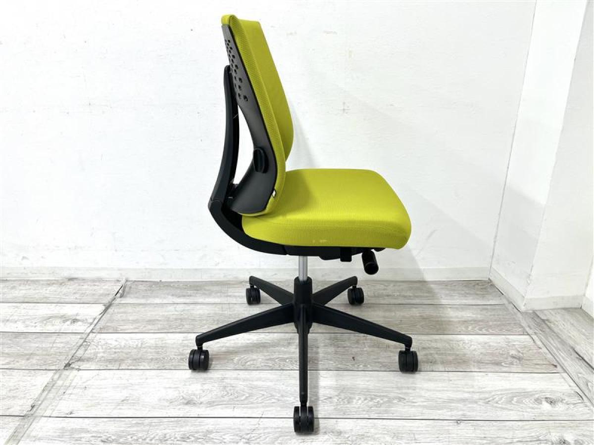中古】ウィザード3 樹脂 コクヨ/KOKUYO 肘無ローバックチェア 592529 