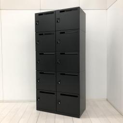 【定価約20万円以上】【コレ1台で10人分の収納力！省スペースに多人数分！】■イナバ(INABA)製　イプリア(ipre)シリーズ　10人用パーソナルロッカー　モバイルロッカー　メールロッカー　H1920mm　■投函口付　■ダイヤル錠　■リードブラック