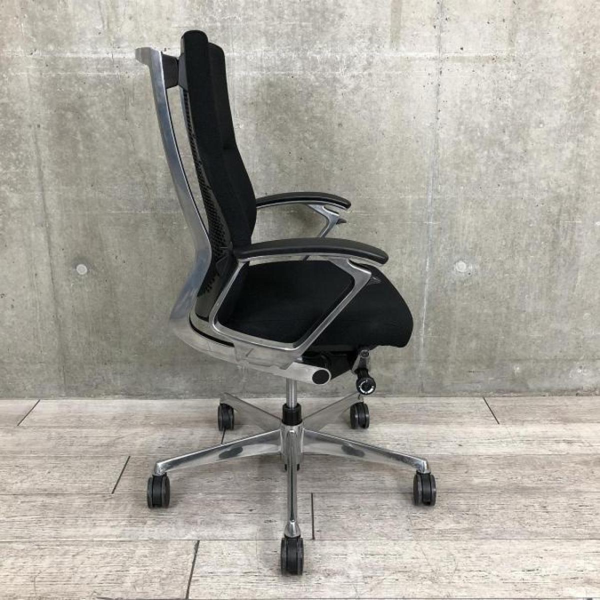 中古】デュークチェア CZ45ZR オカムラ/okamura 肘付ハイバックチェア