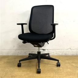【在庫入替セール】コクヨ　シロッコ　ハイバックモデル　固定肘付き　ブラック　背メッシュで軽快な座り心地　ミニマルかつシンプルなつくり