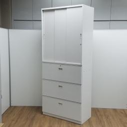 スライド式の扉＋引き出しタイプの便利な書庫セットが入荷！使い勝手抜群のハイキャビネットが入荷！
■イトーキ/シンライン/ホワイト　3枚引き戸＋3段ラテラルキャビネット