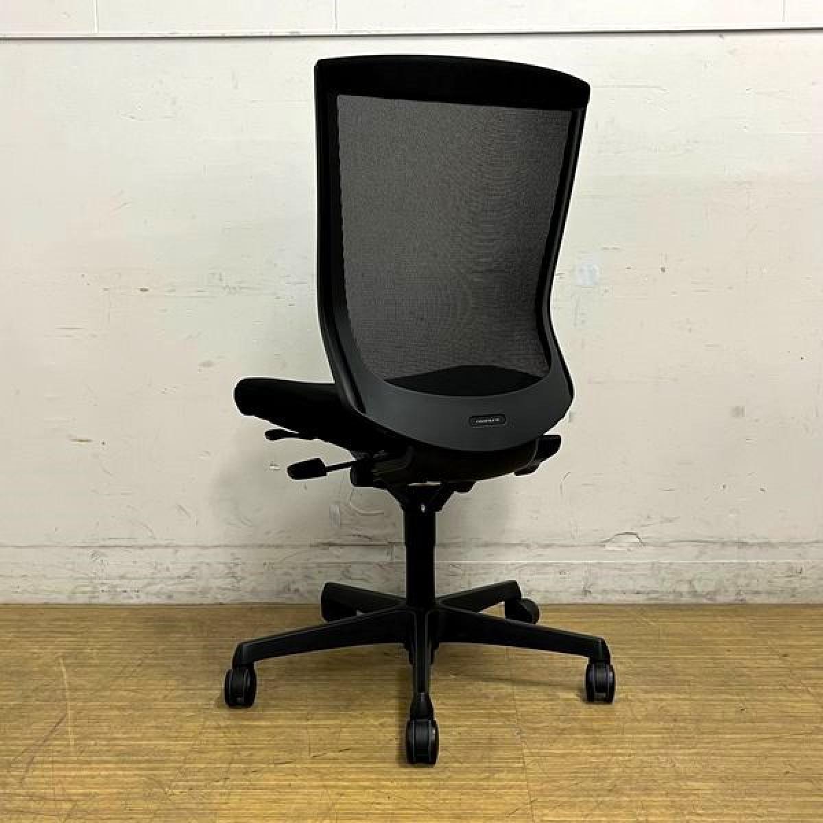 中古】エスクード C437ZR FHB1 オカムラ/okamura 肘無ハイバックチェア 