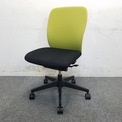 【中古】フルゴ  イトーキ（ITOKI） 肘無ローバックチェア