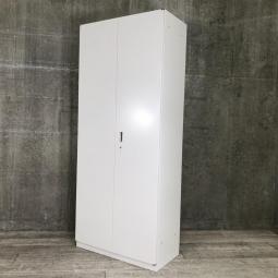 【扉が大きく開いて出し入れしやすい！　たっぷり6段収納できます！】■イトーキ(ITOKI)製　シンライン(Thin Line)シリーズ　両開き書庫　ハイキャビネット　H2150㎜　■ホワイト　■シリンダー錠
