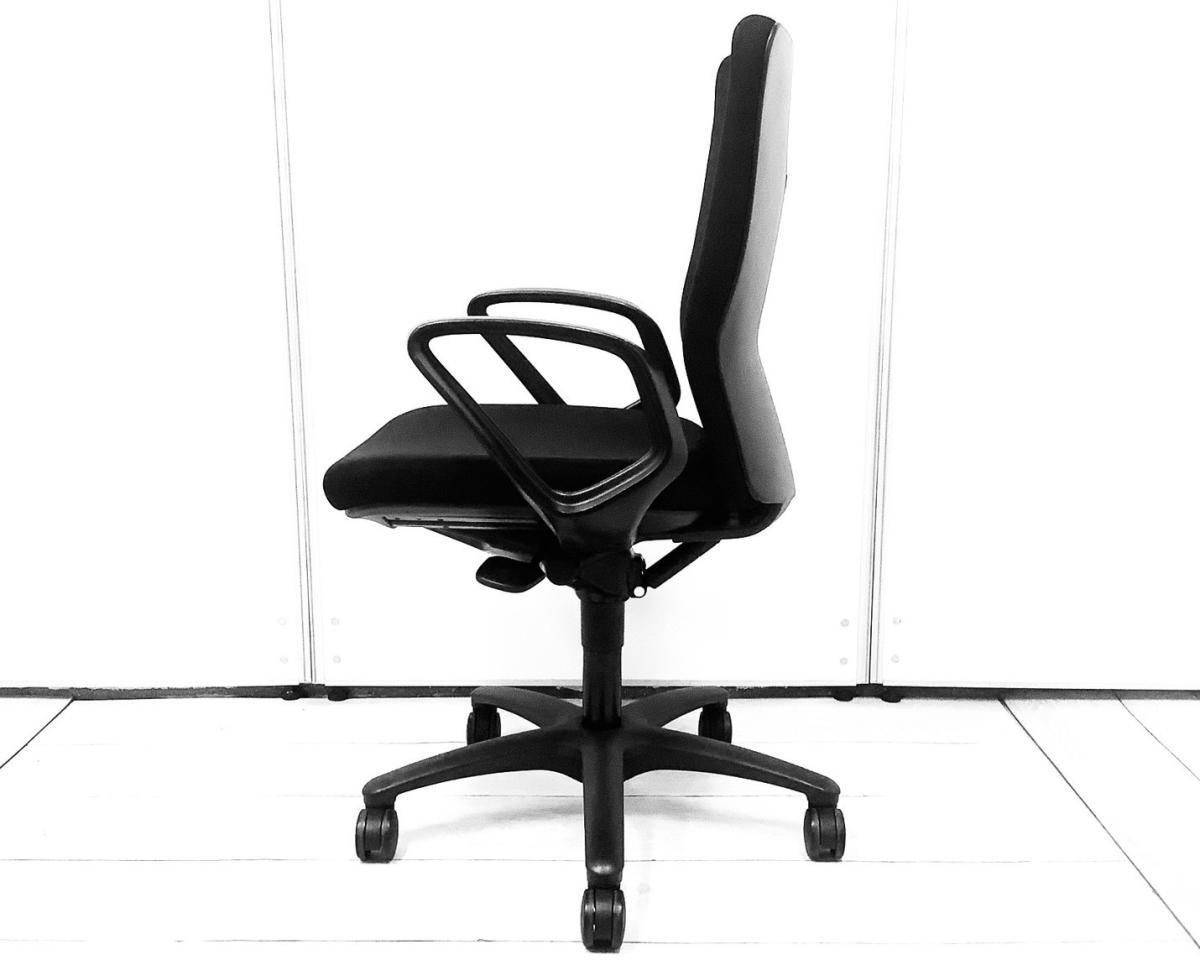 中古】カロッツァチェア CK45ZR FS11 オカムラ/okamura 肘付ハイバック 