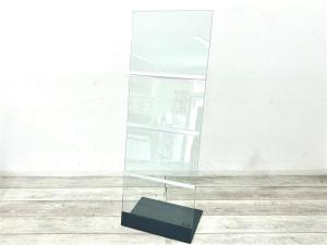 【定価約14万円】【オカムラ（okamura）製パンフレットスタンドの入荷です！】■オカムラ製　パンフレットスタンド　■オフィスアクセサリーその他　■ガラス製