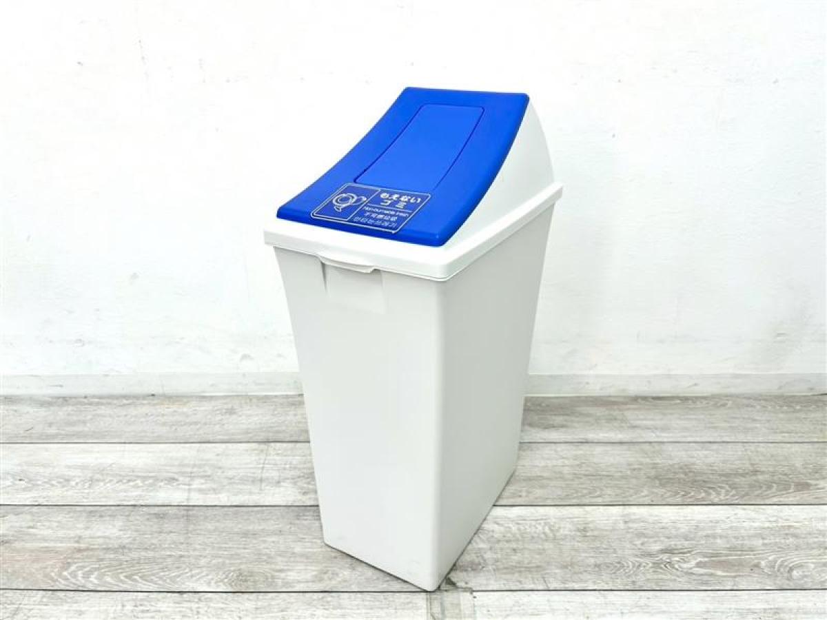 【定価約1万円】【デスクの下などにおすすめ！コンパクトサイズのダストボックス入荷！】■オカムラ（okamura）製/L936シリーズ　■ブルー　■ダストボックス/ゴミ箱
                        その他シリーズ
                                    中古
            