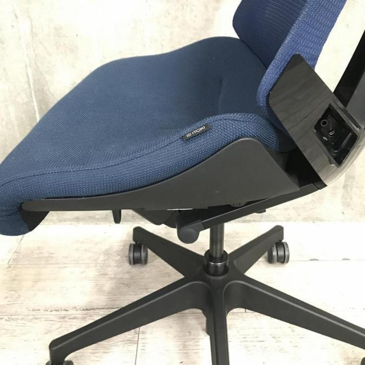 中古】アクト メッシュ 樹脂 KG-470JV-T1B2 イトーキ/ITOKI 肘無 