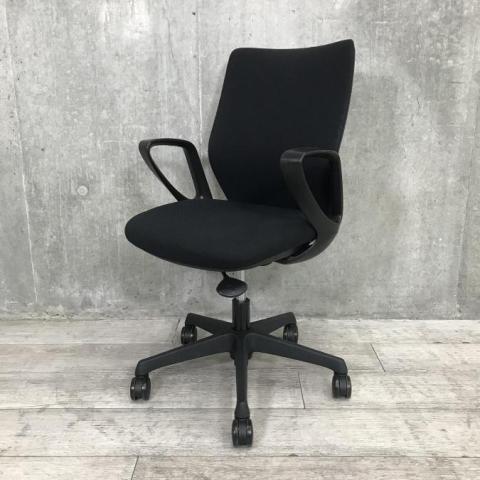 【中古】CG-M パッド CG21ZR-FMK1 オカムラ（okamura） 肘付ローバックチェア