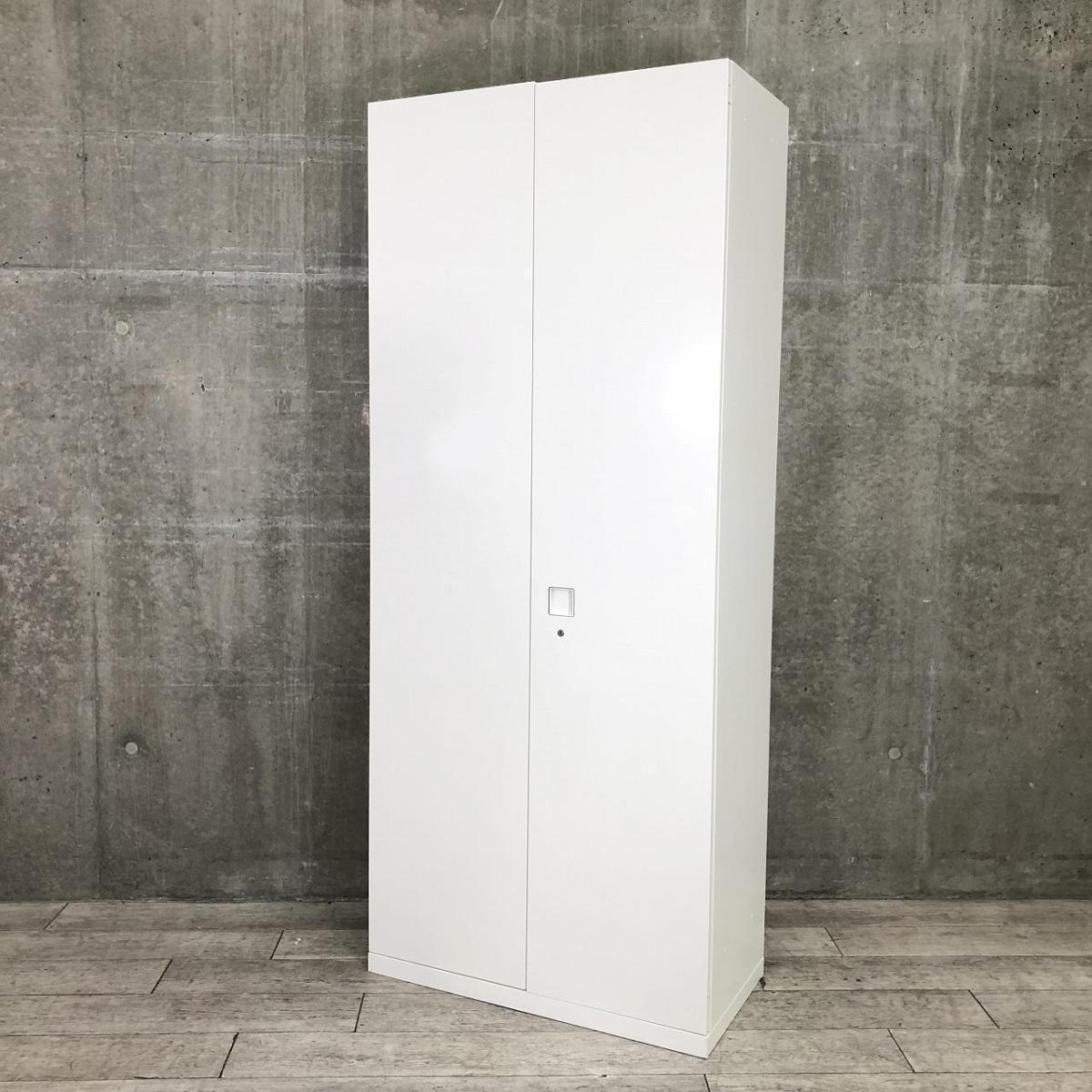 【豊富な収納スペースでオフィス書類をスッキリ整理！】■オカムラ(okamura)製　レクトライン(Rectline)シリーズ　両開き書庫　ハイキャビネット　W900×D450×H2150mm　■シリンダー錠　■ホワイト 【弊社使用欄：A01072276】
                        レクトライン
                                    中古
            