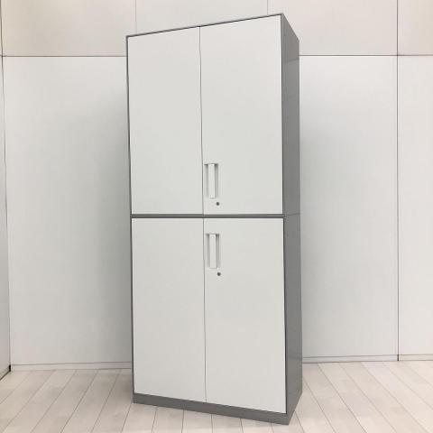 【観音開きですべての書類を見渡せ、必要な書類がラクに取り出せる人気の書庫セット!】■コクヨ(KOKUYO)製 エディア(EDIA)シリーズ 上下両開き書庫セット ハイキャビネット ■シリンダー錠 ■正面:ホワイト/側面:シルバー 【弊社使用欄:A01078230 / A01078231】