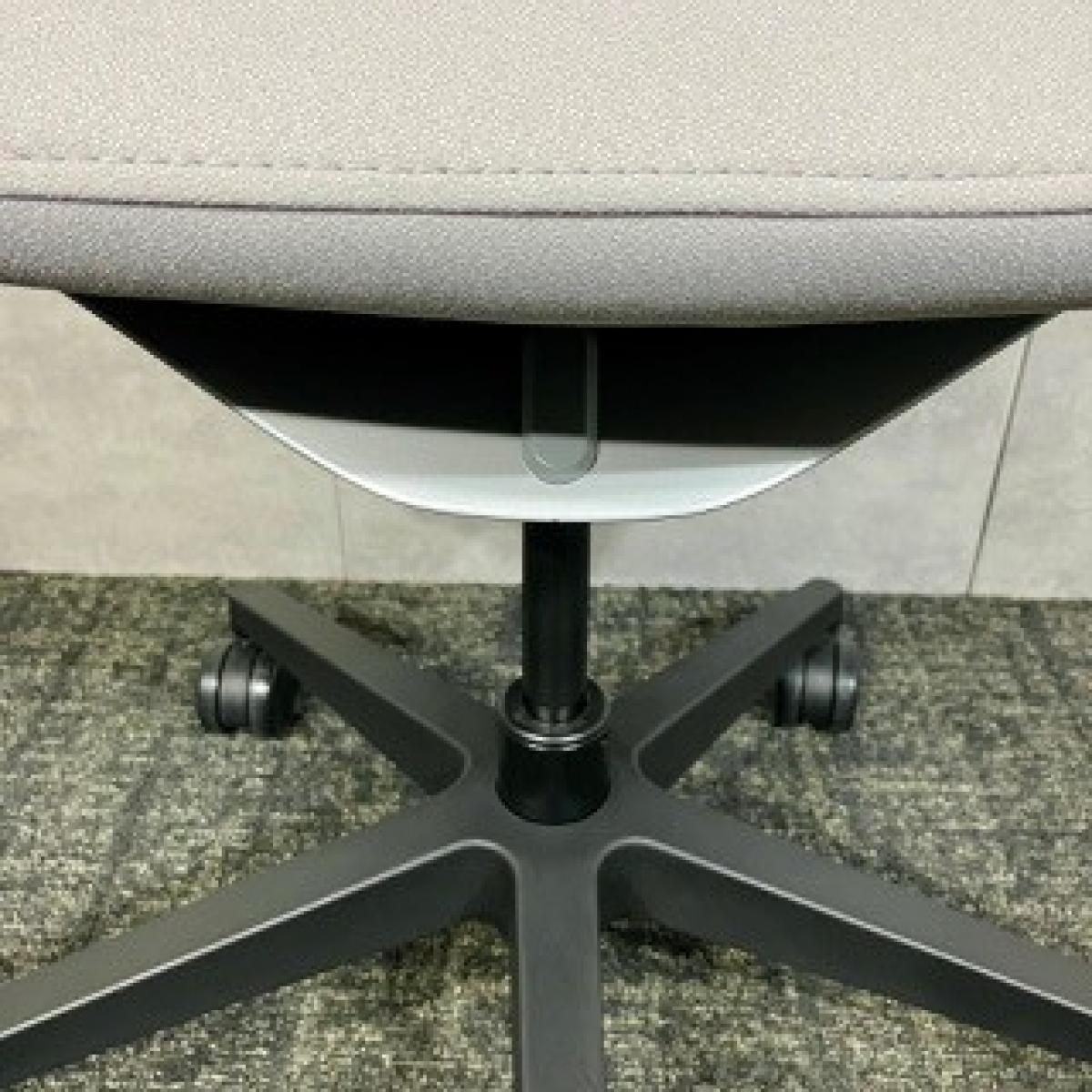 中古】 Steelcase/スチールケース 肘無ハイバックチェア 593857 - 中古