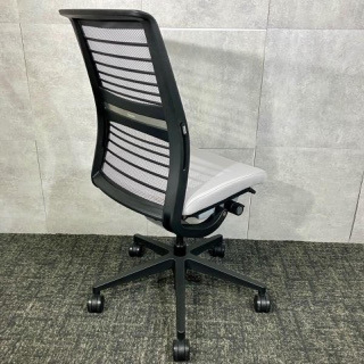 中古】 Steelcase/スチールケース 肘無ハイバックチェア 593857 - 中古 中古】 Steelcase/スチールケース 肘無ハイバックチェア 593857 - 中古