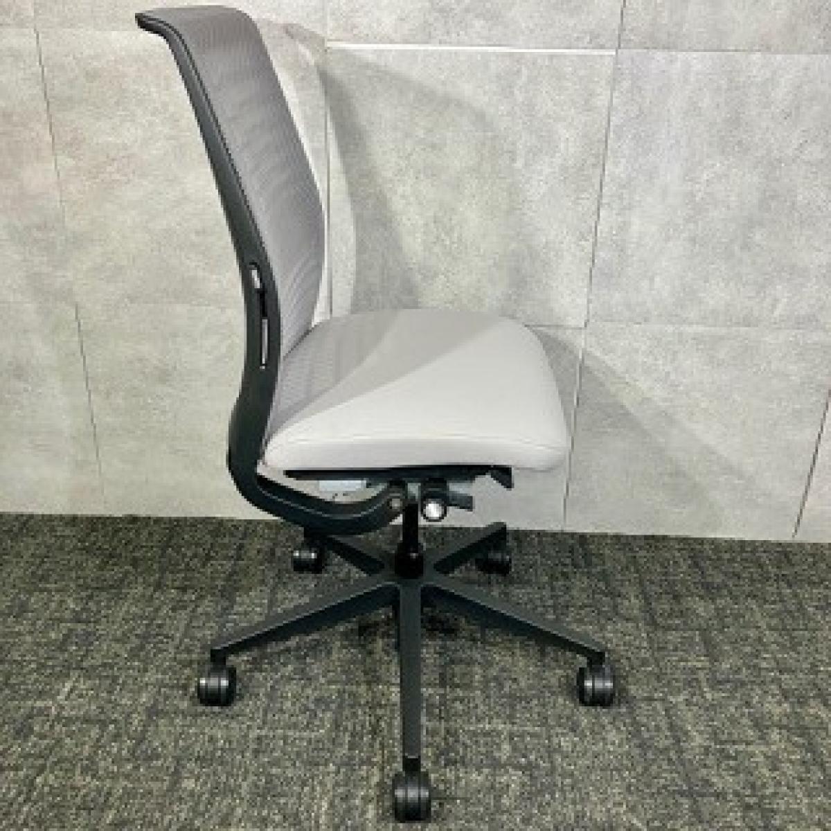 中古】 Steelcase/スチールケース 肘無ハイバックチェア 593857 - 中古