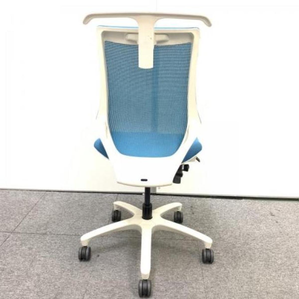イトーキ　エフチェア　肘無し　ハンガー付き 中古】エフメッシュ イトーキ/ITOKI 肘無ハイバックチェア 593909