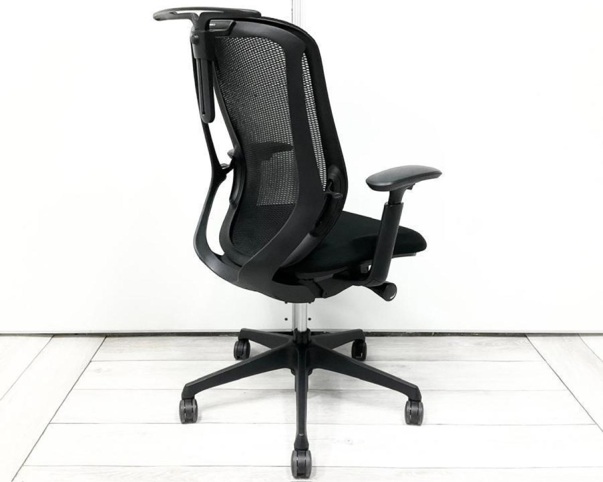 中古】シルフィーメッシュ C686XR-FMP1 オカムラ/okamura 肘付