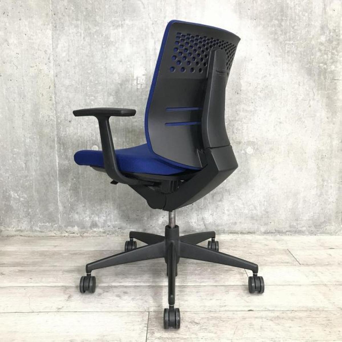 中古】ウィザードチェア コクヨ/KOKUYO 肘付ローバックチェア 594153 