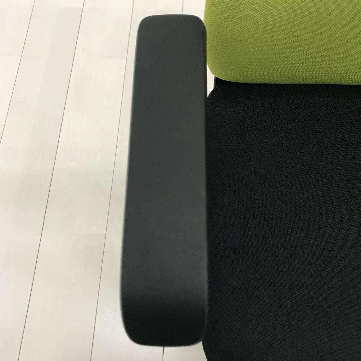 【中古】トルテチェア イトーキ/ITOKI 肘付ローバックチェア 594271 - 中古オフィス家具ならオフィスバスターズ
