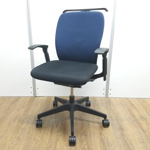 【中古】フルゴ  イトーキ（ITOKI） 肘付ローバックチェア