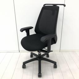 希少/オススメ/大人気　トーキ(ITOKI)製　ノナ(nona)チェア　肘付　ハイバック　■背面メッシュ　■可動肘・ハンガー付　■ブラック