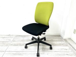 【在庫セール品】【定価約8万円】【背もたれのハイ・ローが切り替え可能！汚れにくいさに配慮したデザインのフルゴチェア！】■イトーキ/フルゴ　■肘無ハイバックチェア　■背グリーン×座ブラック【AD】